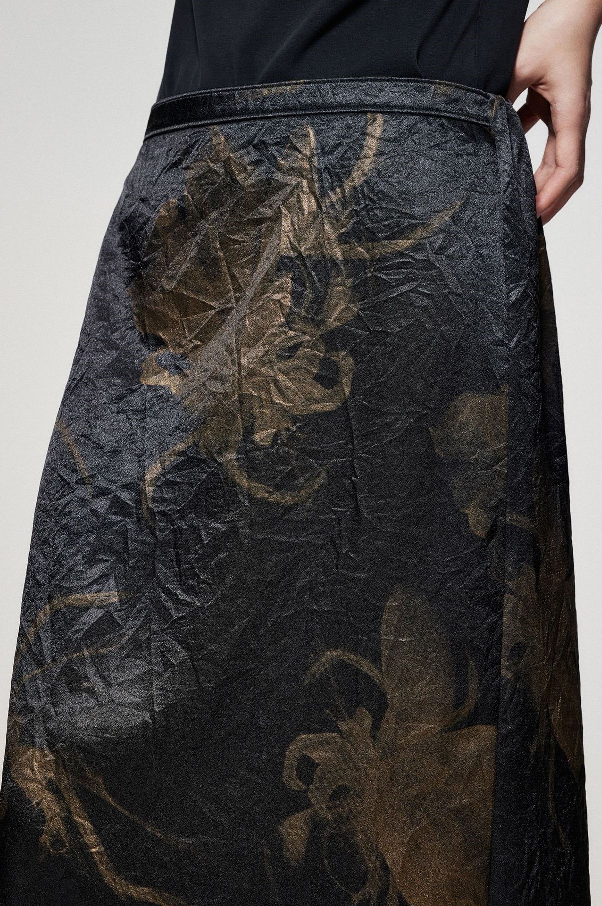 Back slit print long skirt_BDHL5686