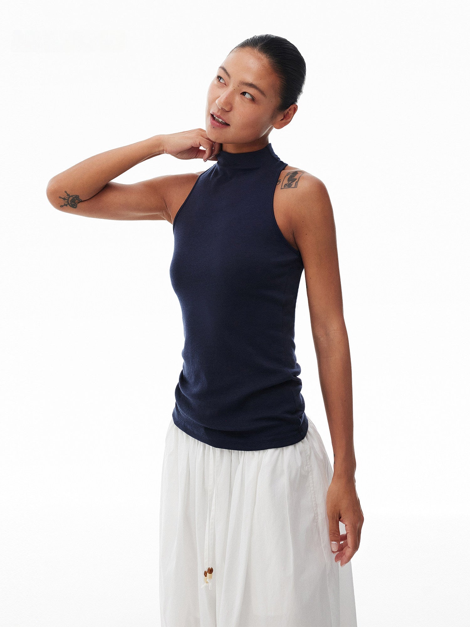 Mock-Neck Cross-Back Knit Tank_BDHL8311