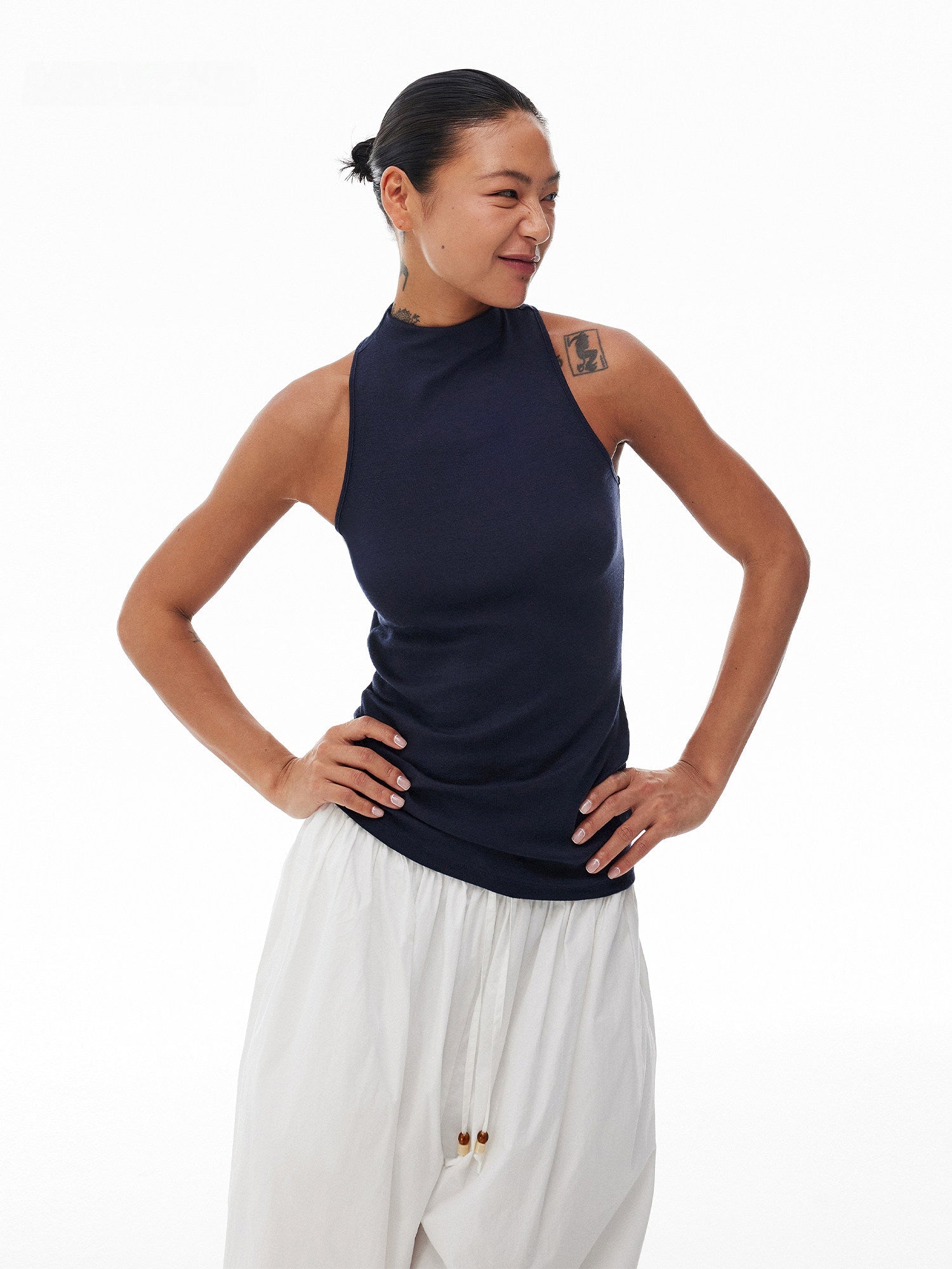 Mock-Neck Cross-Back Knit Tank_BDHL8311