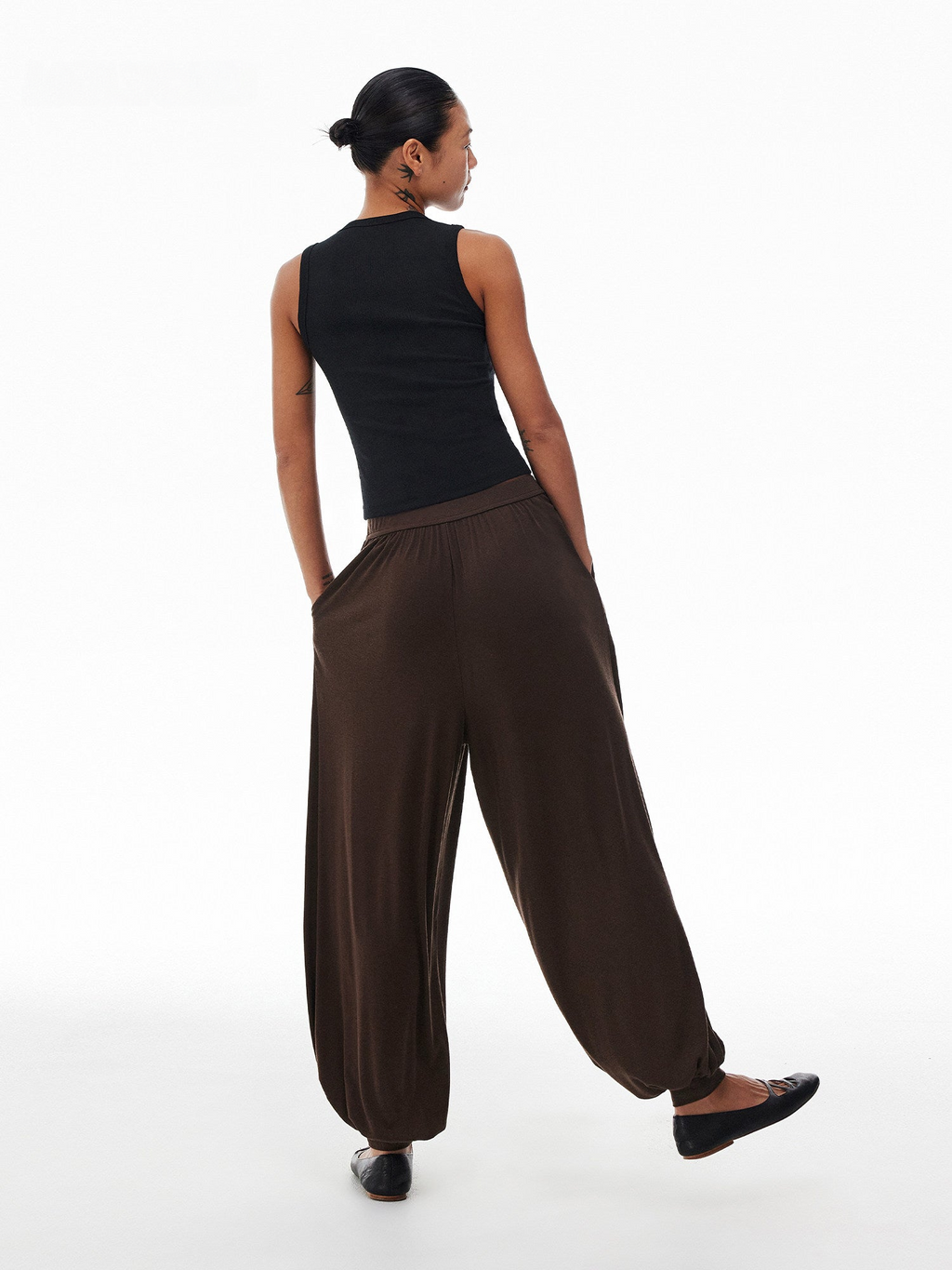 Relaxed Lantern Jogger Pants_BDHL8312