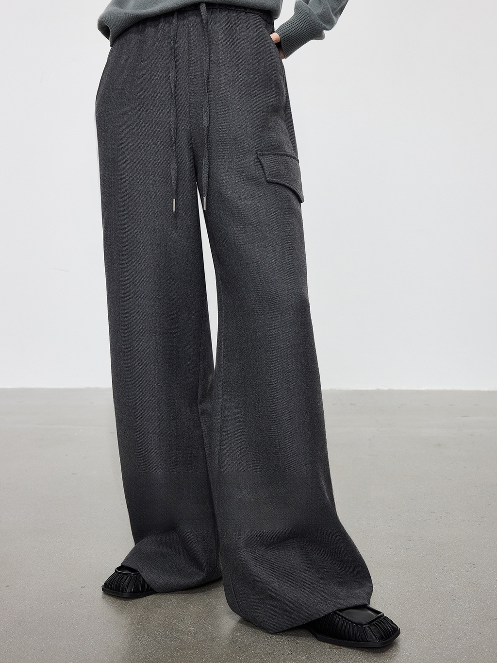 Relaxed Wide-Leg Pants_BDHL7975