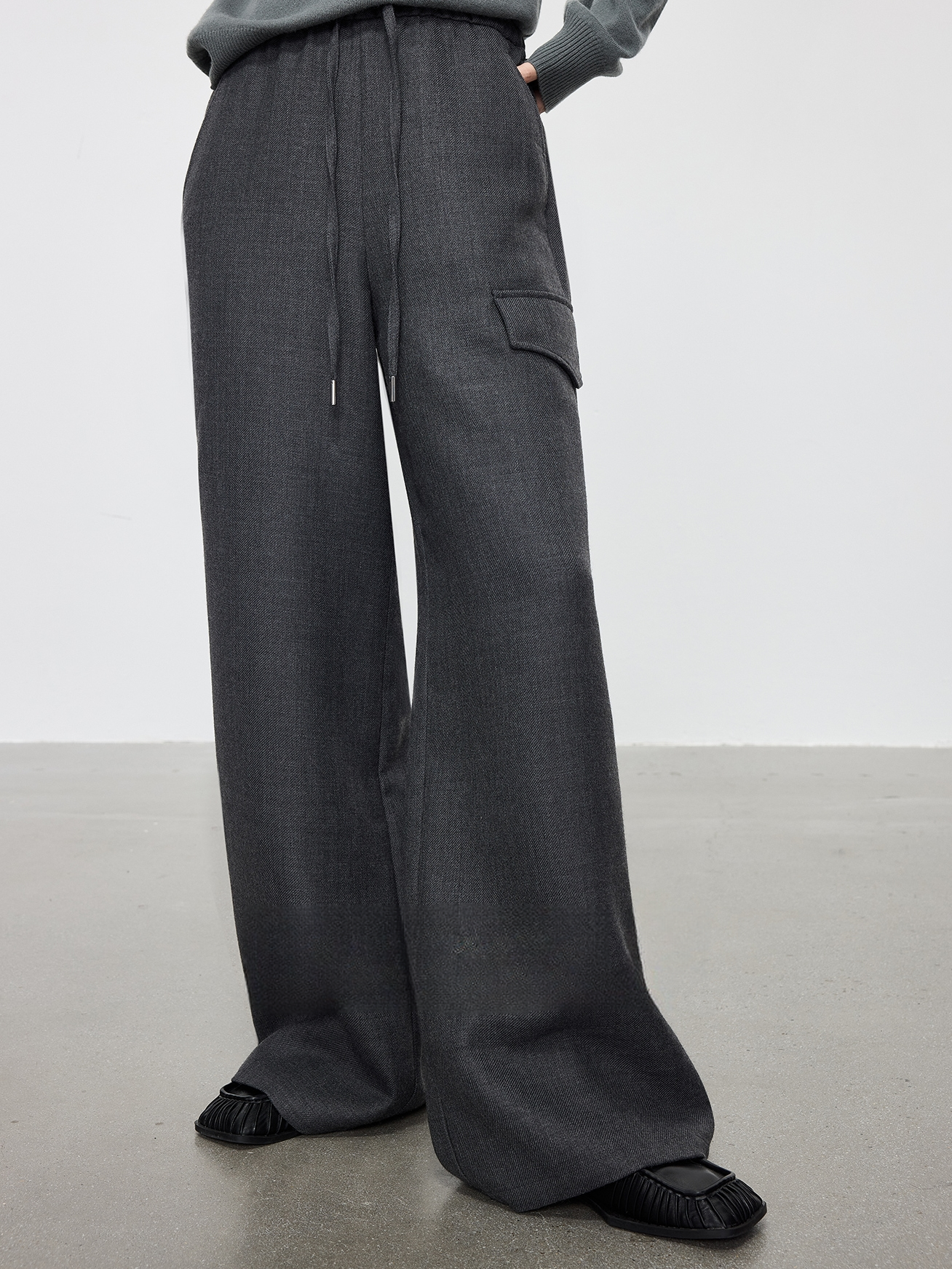 Relaxed Wide-Leg Pants_BDHL7975