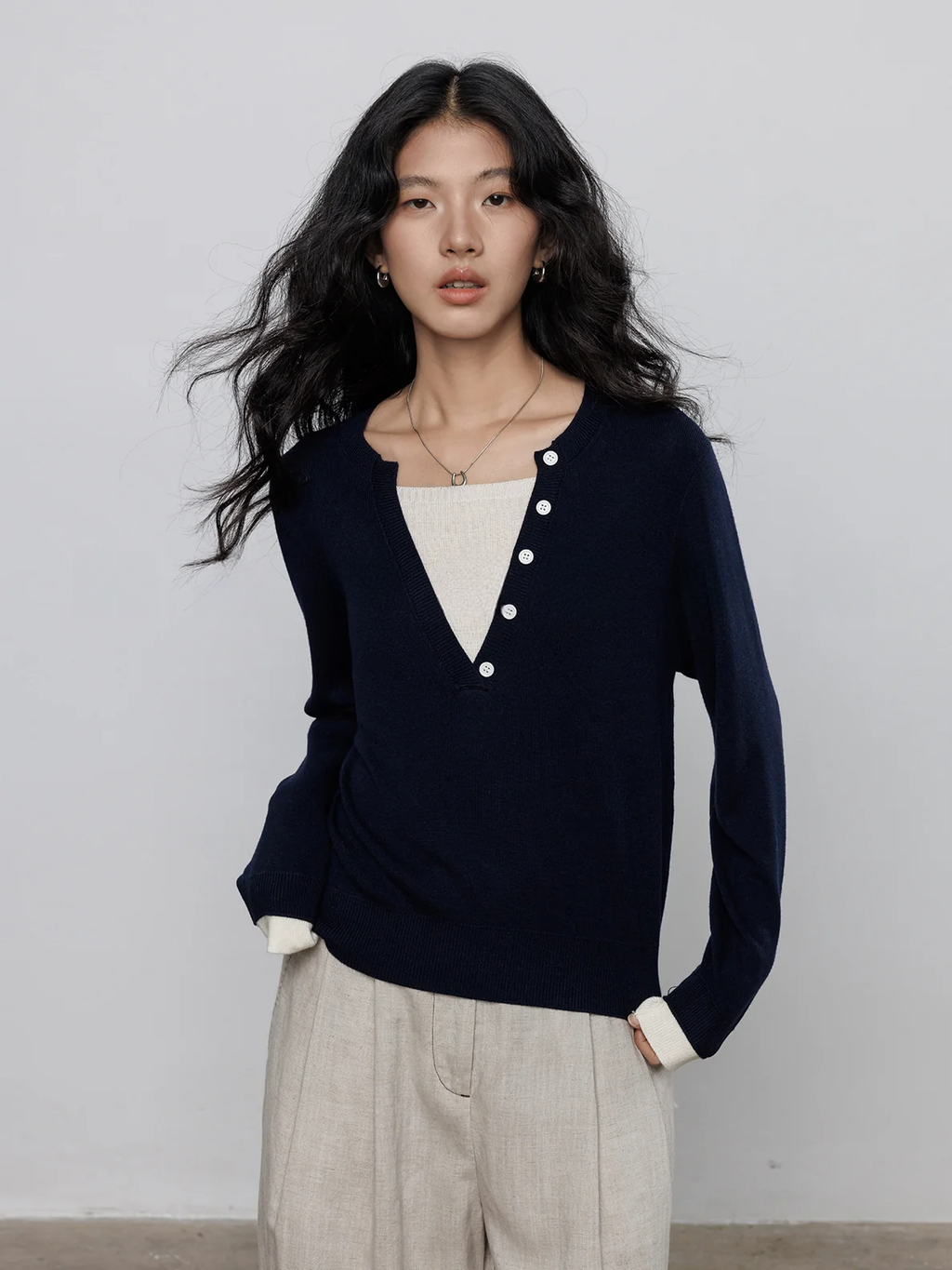 Two-Piece Style Relaxed-Fit Tops_BDHL7781