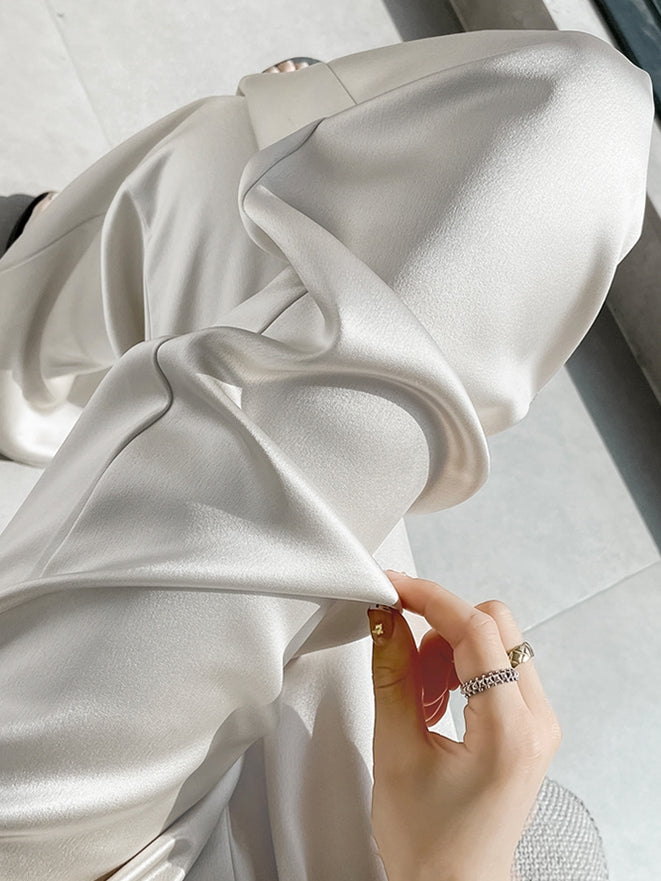 Flared Shiny Horseshoe Pants_BDHL7222