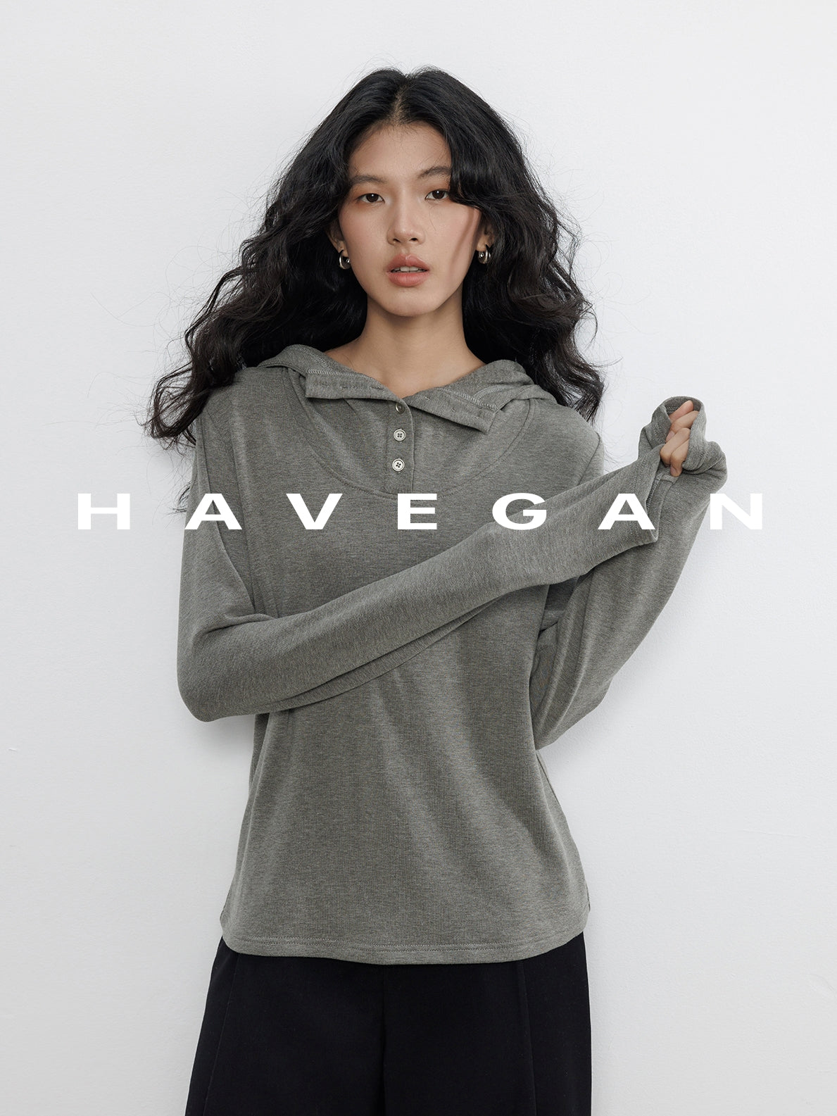 Hooded Long-Sleeved Knitted Tops_BDHL7898