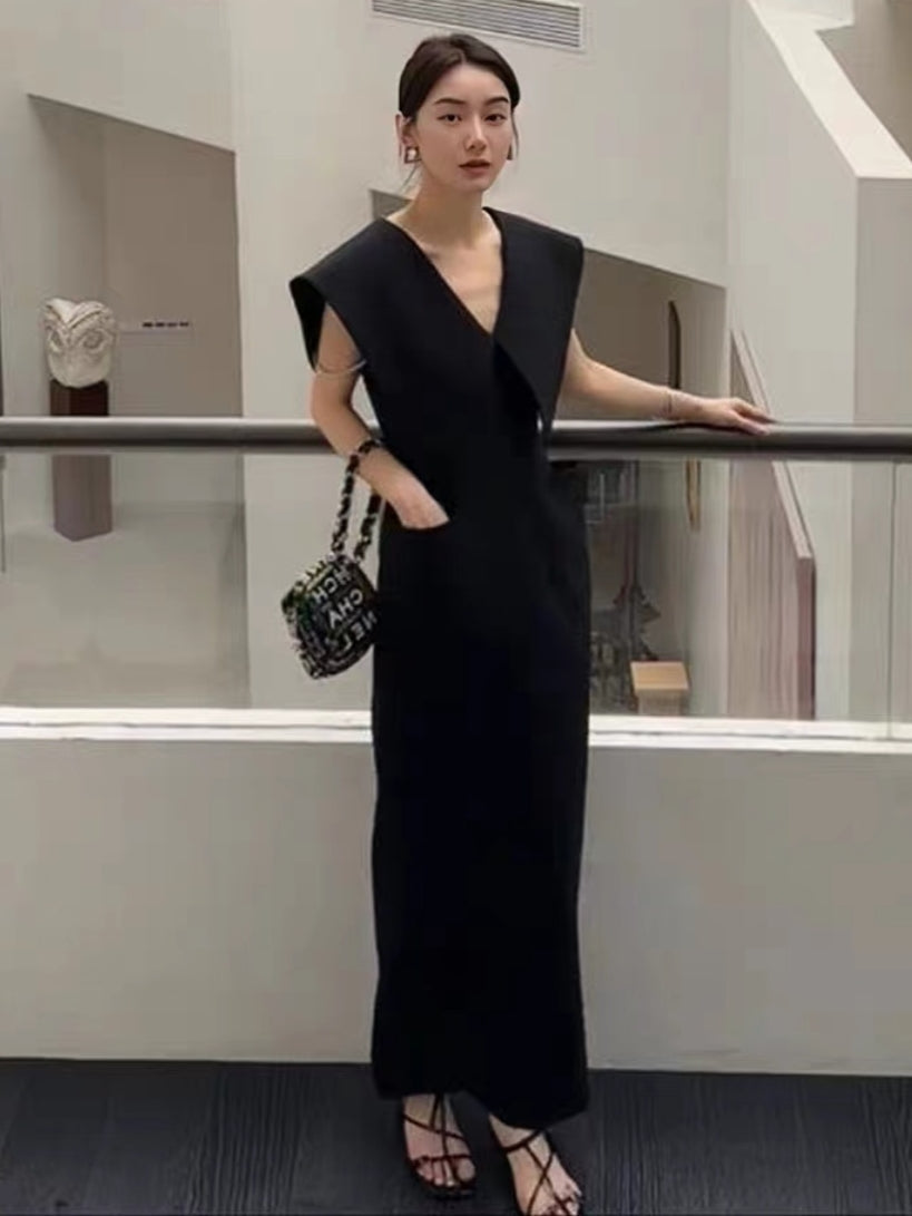 Big Collar Black Sleeveless Dress_BDHL7570