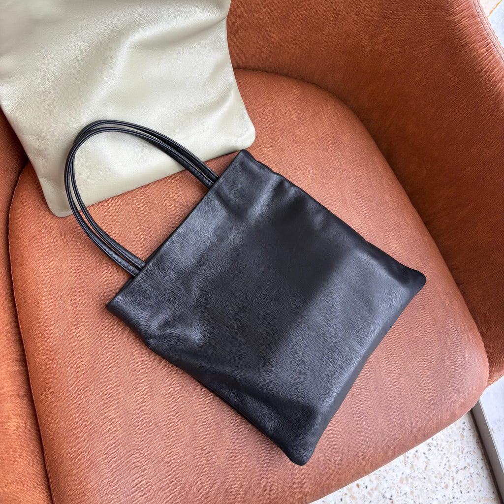 Water Dyed Lambskin Tote Bag_BDHL8417