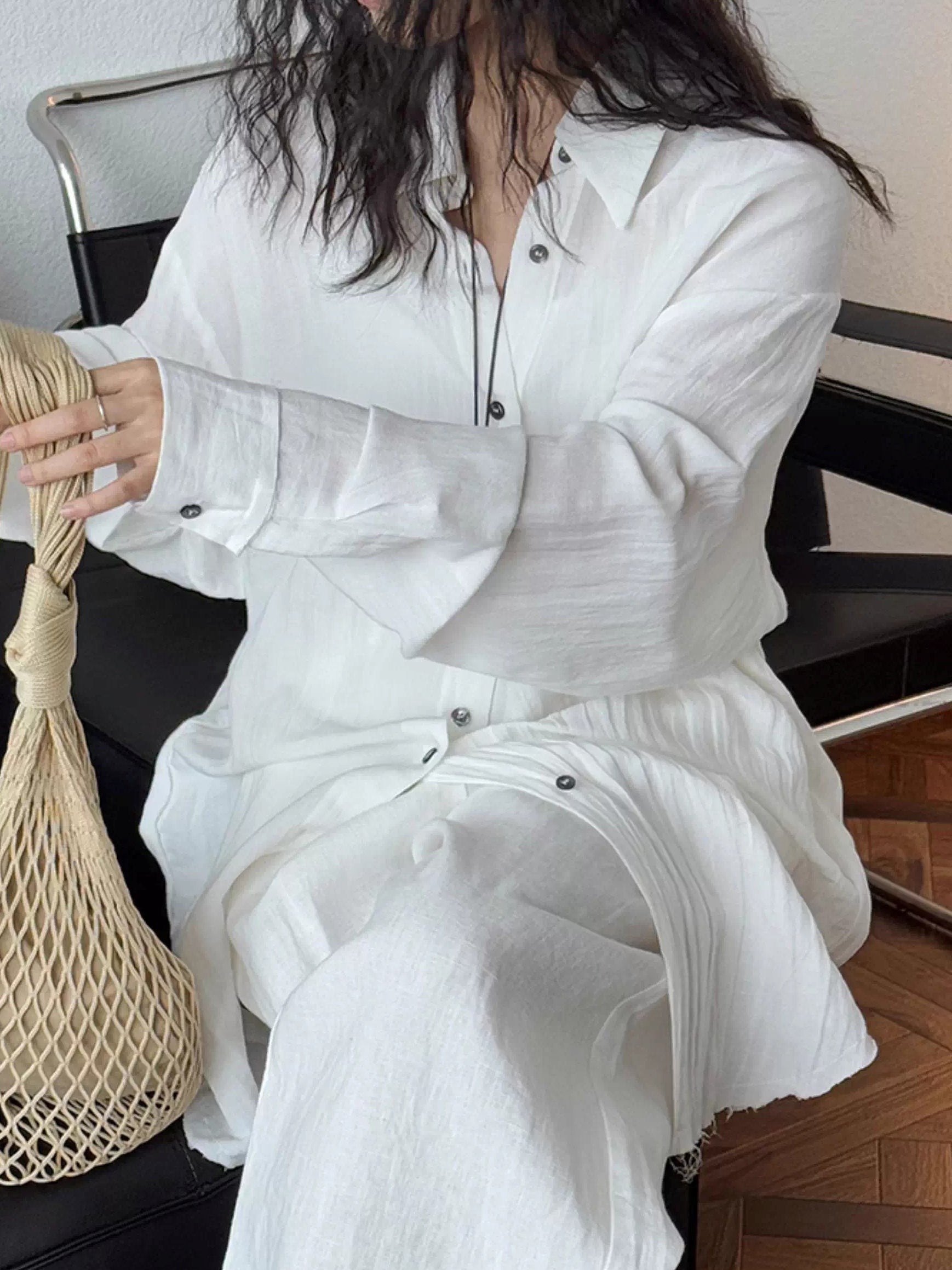 White Loose-Fitting Slim Shirt_BDHL7375