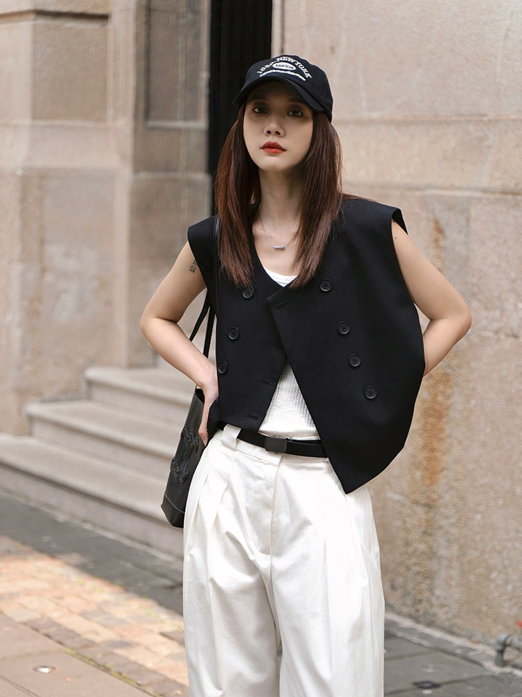 Black Double-Breasted Gilet_BDHL7151
