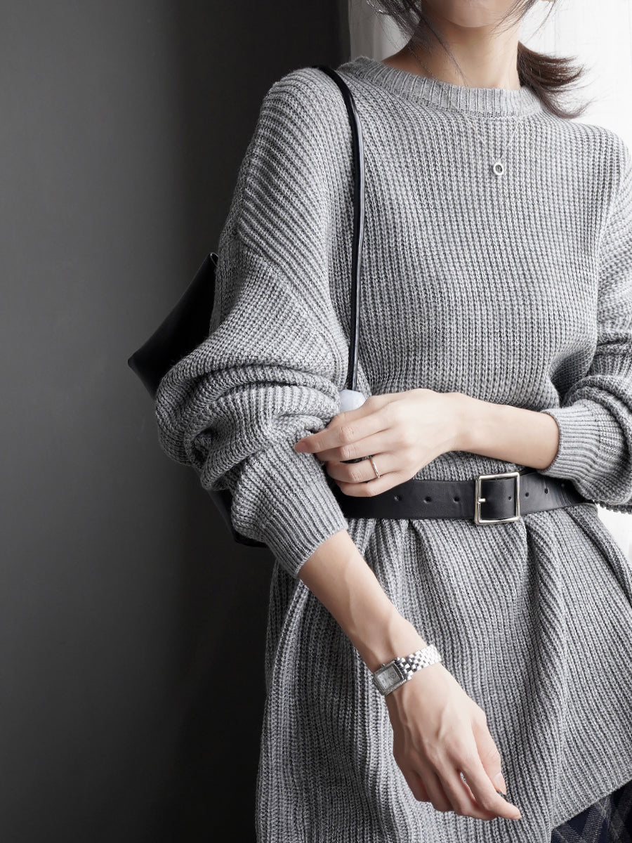 Crew-Neck Loose-Fit Knit Tops_BDHL7932