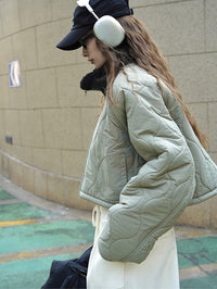 Stand-Up Collar Quilted Short Coat_BDHL6530