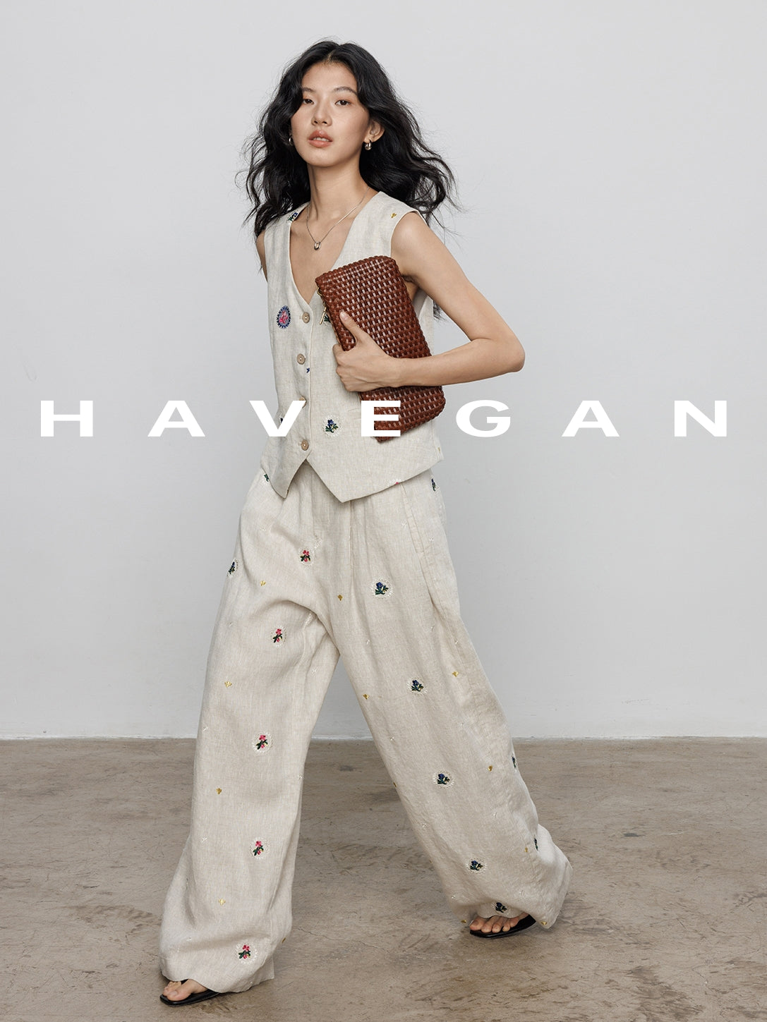 Embroidered Design Vest Or Pants_BDHL7606