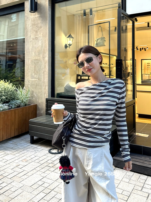 One-Shoulder Long-Sleeved T-Shirt_BDHL7734