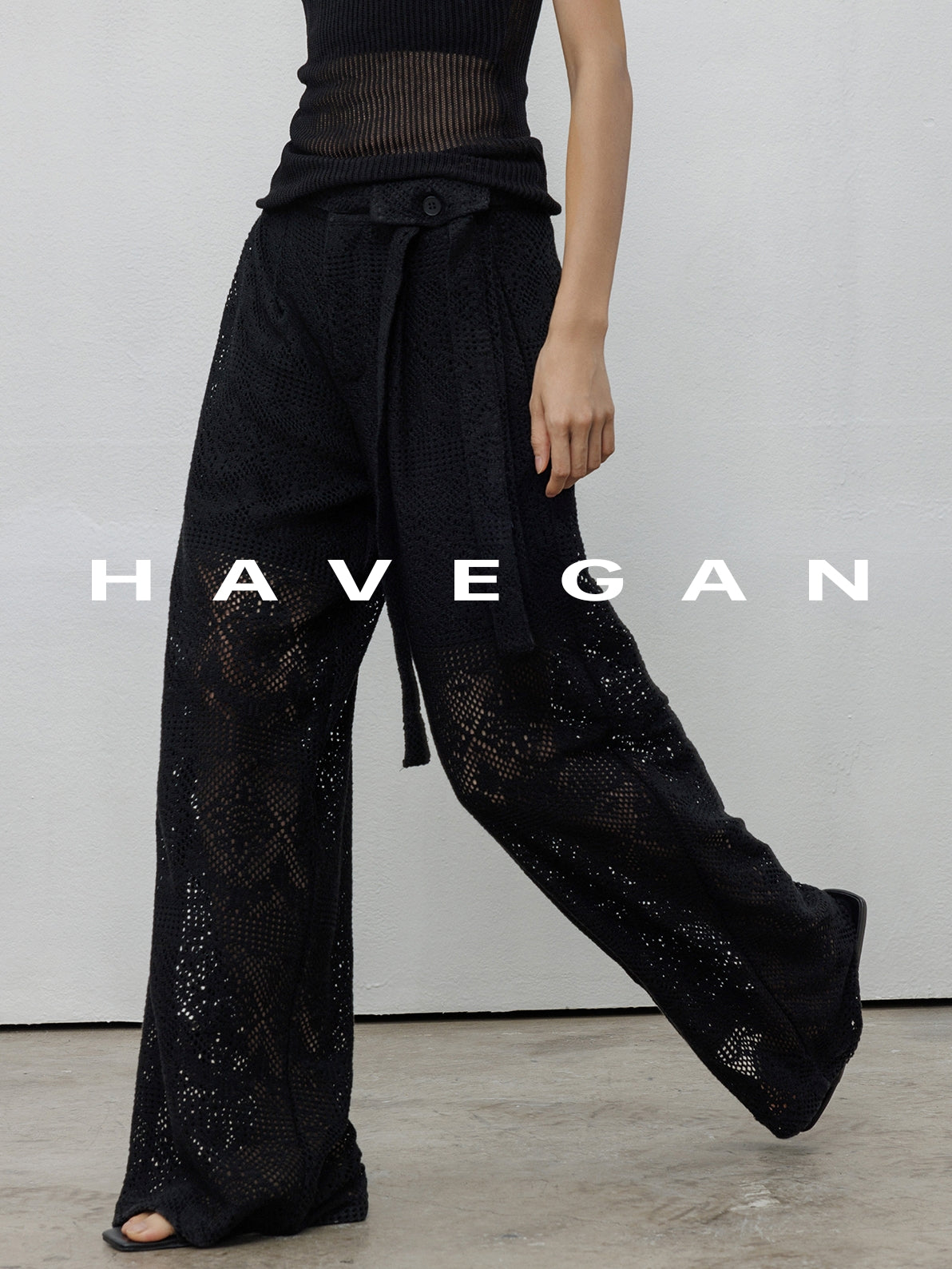 Hollow Mopping Pants_BDHL7480