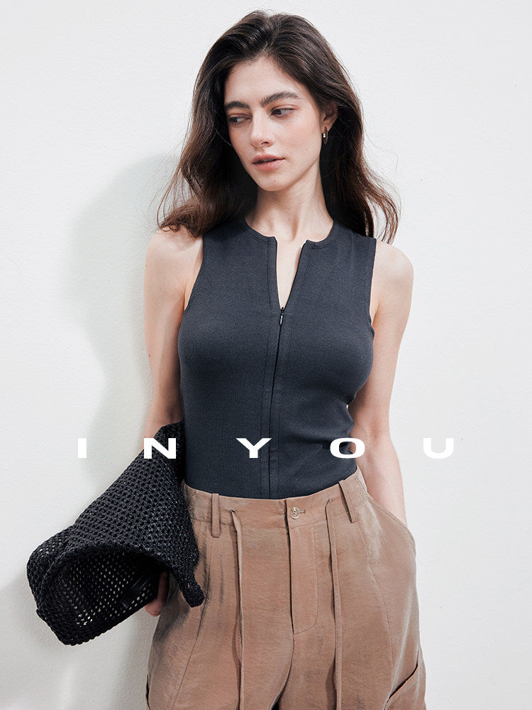 Sleeveless Zip Tank Top_BDHL8389