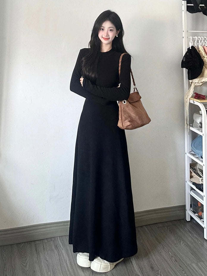 Waist-Cinching Long-Sleeved Dress_BDHL7833