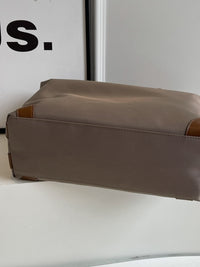 High-Capacity All-Matching Bags_BDHL7437