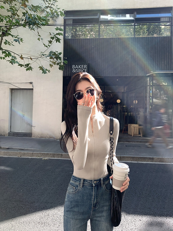 Half-Open Collar Knit Tops_BDHL8027