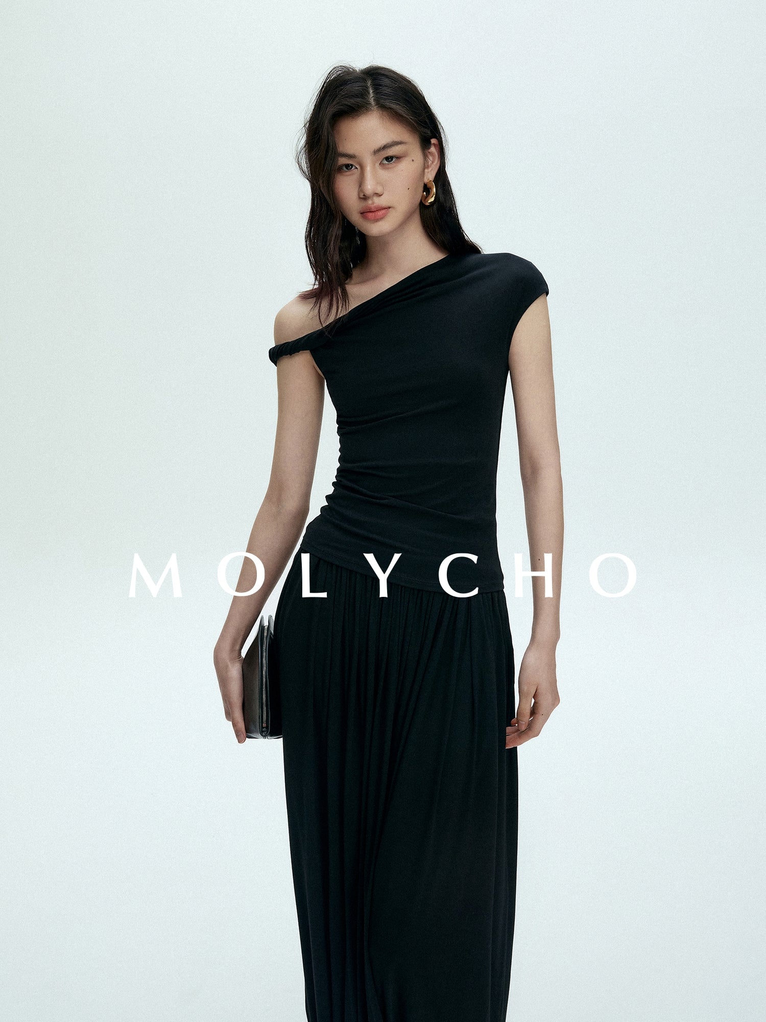 Asymmetric Off-The-Shoulder Tops_BDHL7389