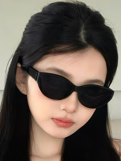 Cat-Eye Polarized Sunglasses_BDHL8377