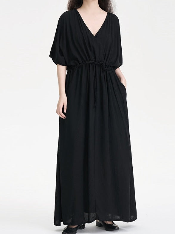 V-Neck Gathered Black Dress_BDHL6241