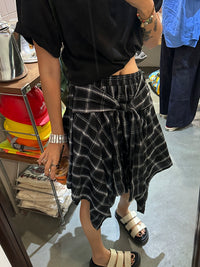 Plaid A-Line Irregular Skirt_BDHL6104