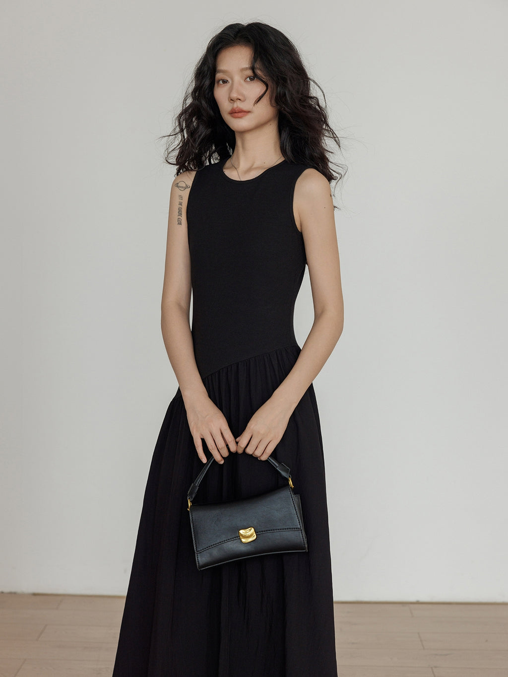 Sleeveless Shirring Knit Dress_BDHL7584