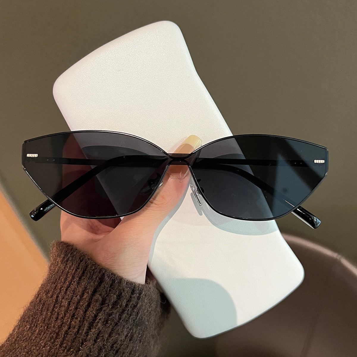 Cat-Eye Metal Sunglasses_BDHL8374