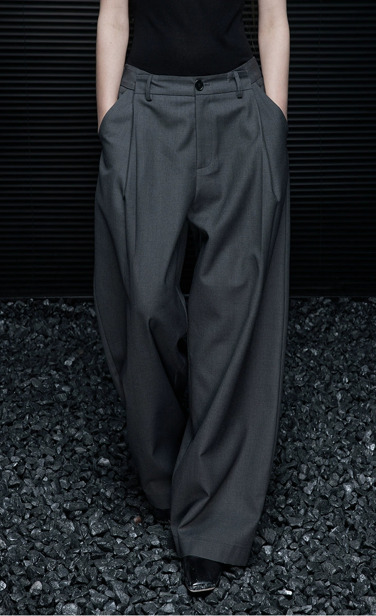 Gray Mid-Rise Drape Unique Pants_BDHL7639