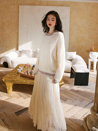 Milky White Pleated Long Skirt_BDHL6839