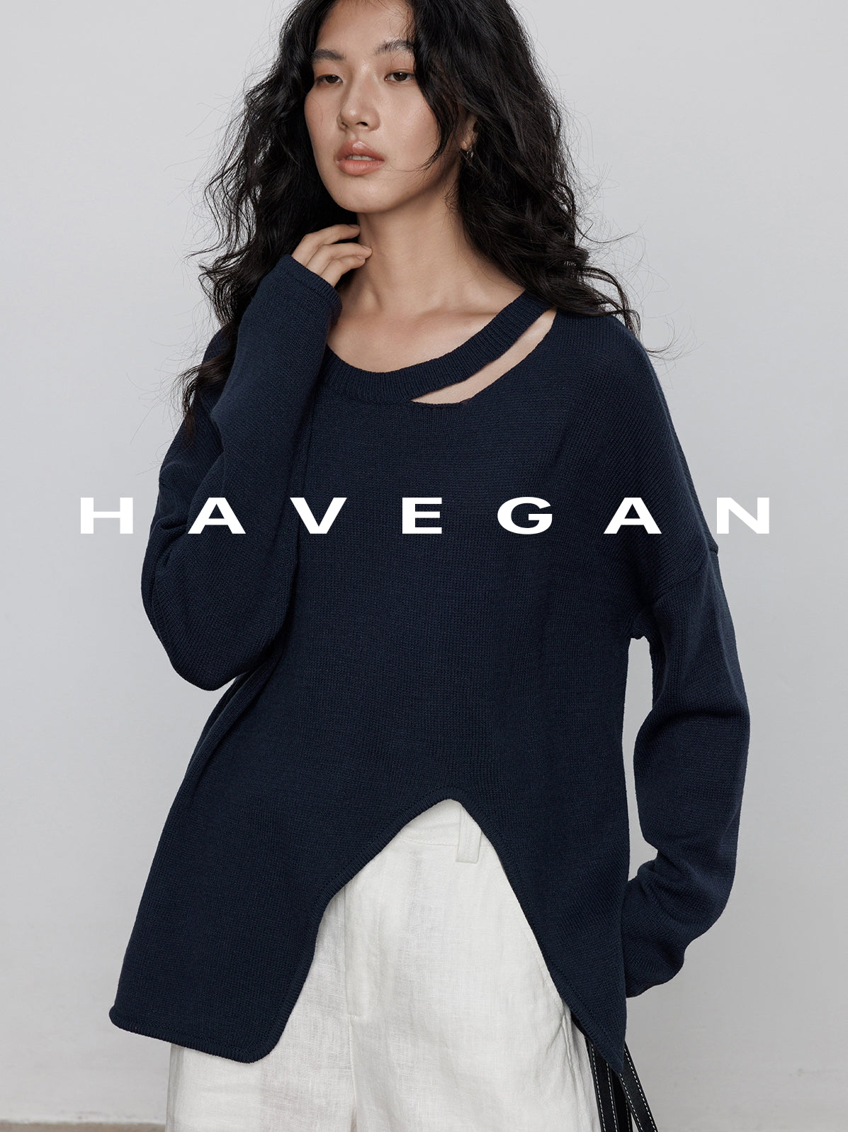 Round-Neck Slit Knit Tops_BDHL7707 