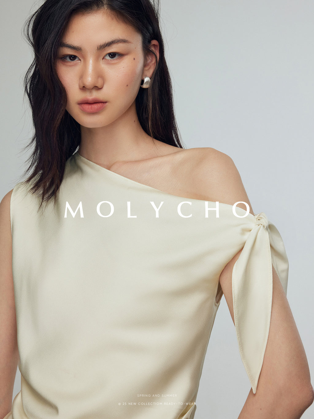 Diagonal Shoulder Strap Tops_BDHL7395