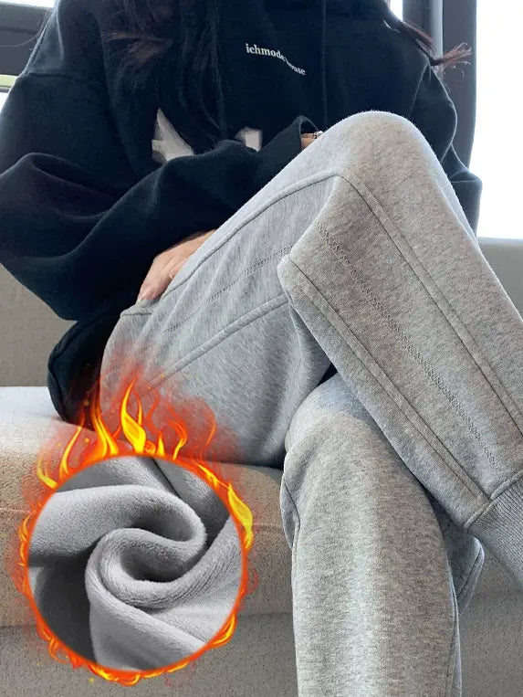 High-Waisted Tapered Sweatpants_BDHL8031