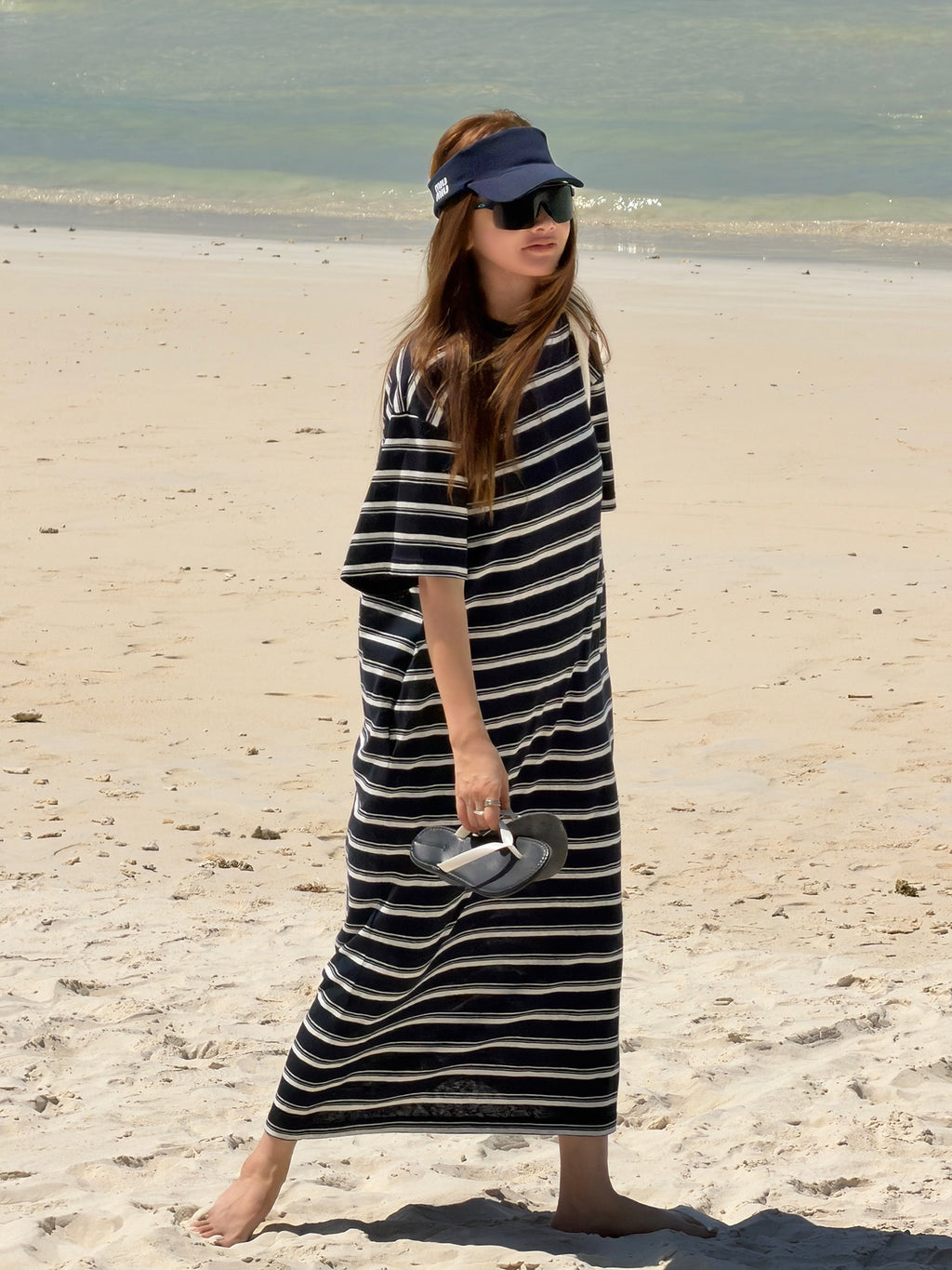 Striped Short-Sleeve Maxi Dress_BDHL8284
