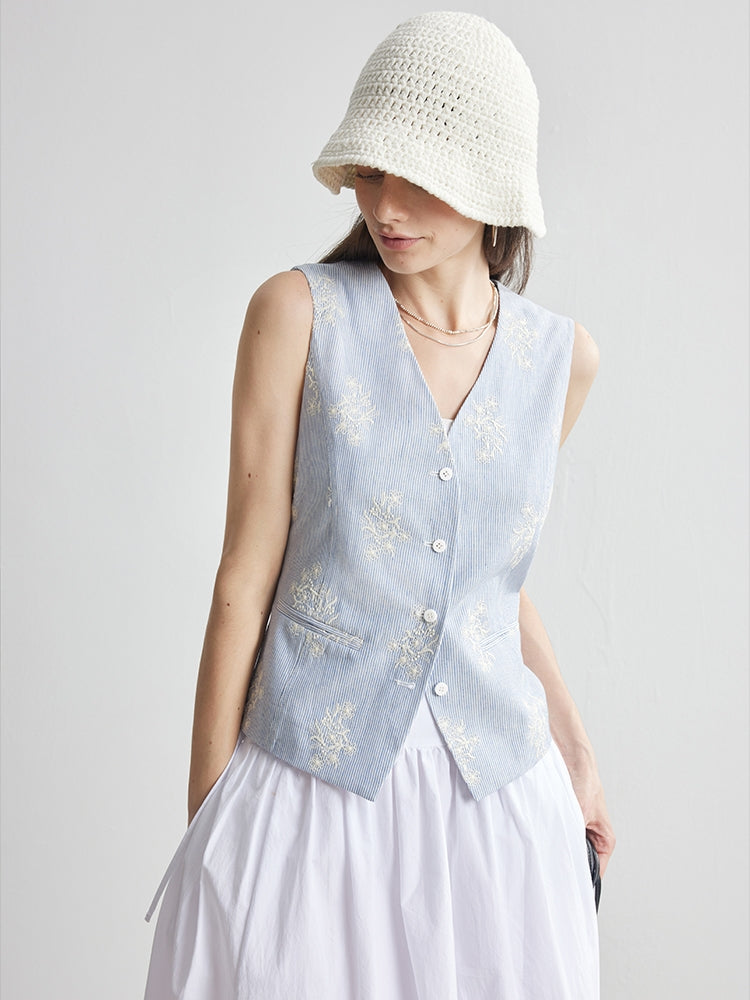 Embroidered V-Neck Vest_BDHL7106