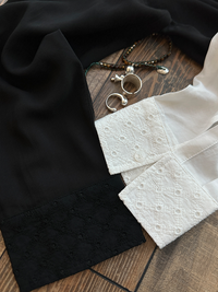 Lace-Stitched Thin Shirt_BDHL7272