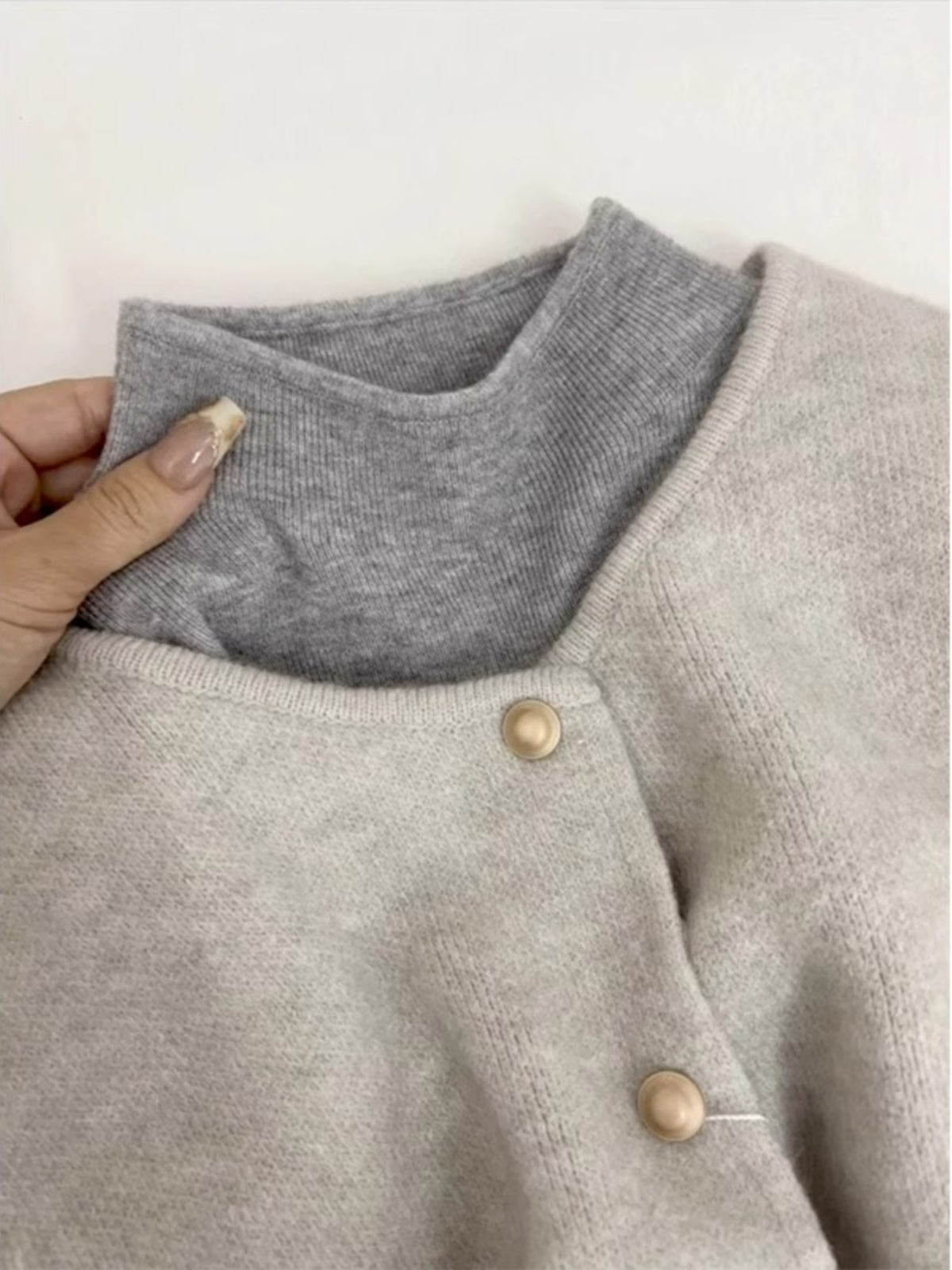 Stand-Collar sweater Or Knitted Vest_BDHL7819