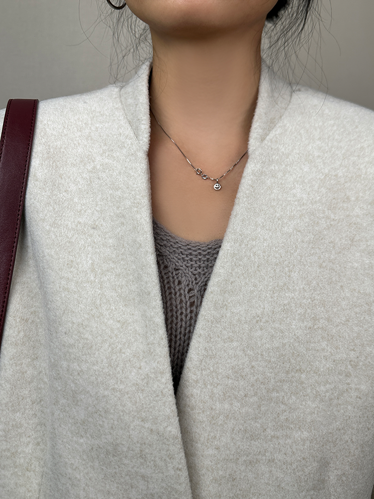 Loose Small V-Neck Coat_BDHL6795