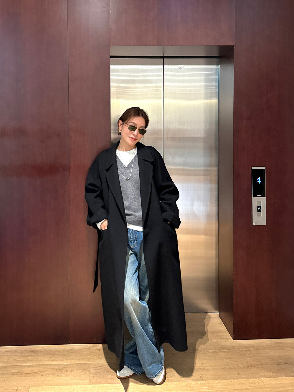 Black Relaxed-Fit Long Coat_BDHL7920