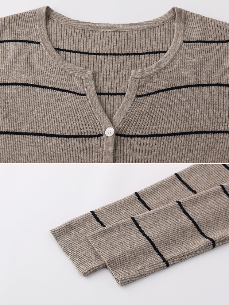V-Neck Striped Knit Cardigan_BDHL7780
