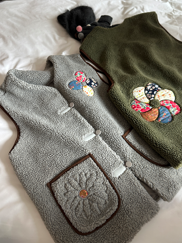 Flower Embroidered Thickened Gilet_BDHL6858