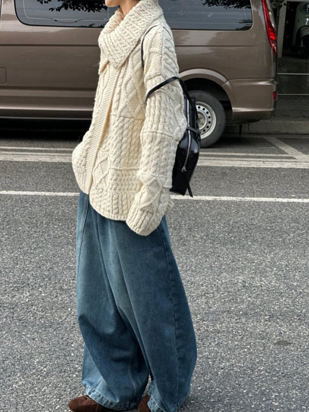 領口飾邊麻花針織開襟衫_BDHL8135