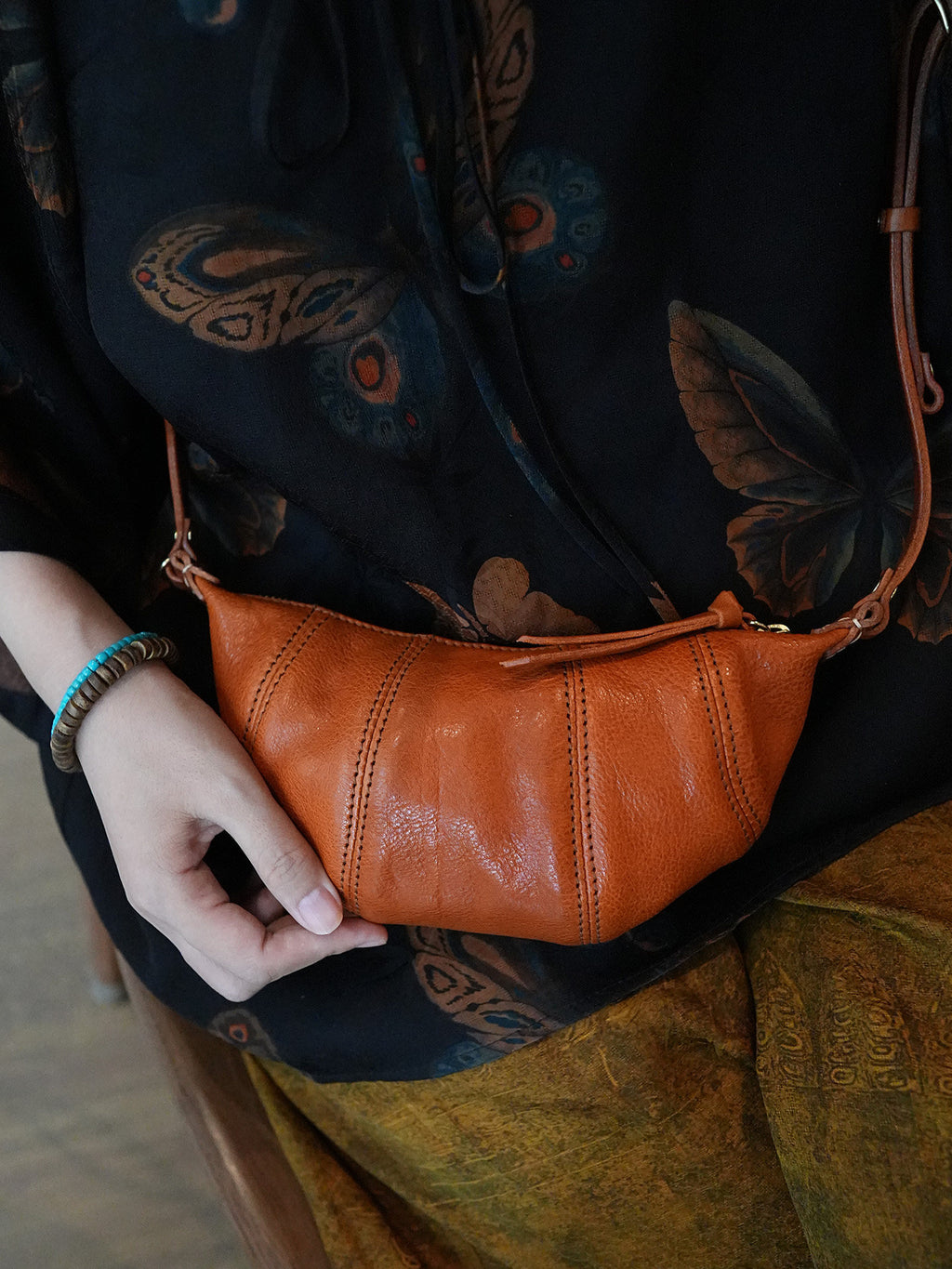 Leather Mini Croissant Crossbody Bag_BDHL8433