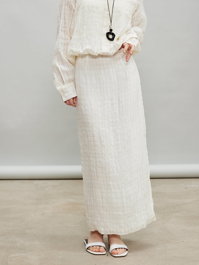 Loose-Fitting Shirt Or Long Straight Skirt_BDHL7193