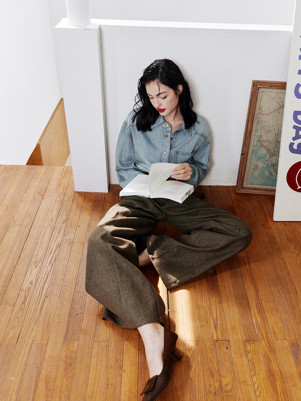 Tucked Wide-Leg Pants_BDHL7996