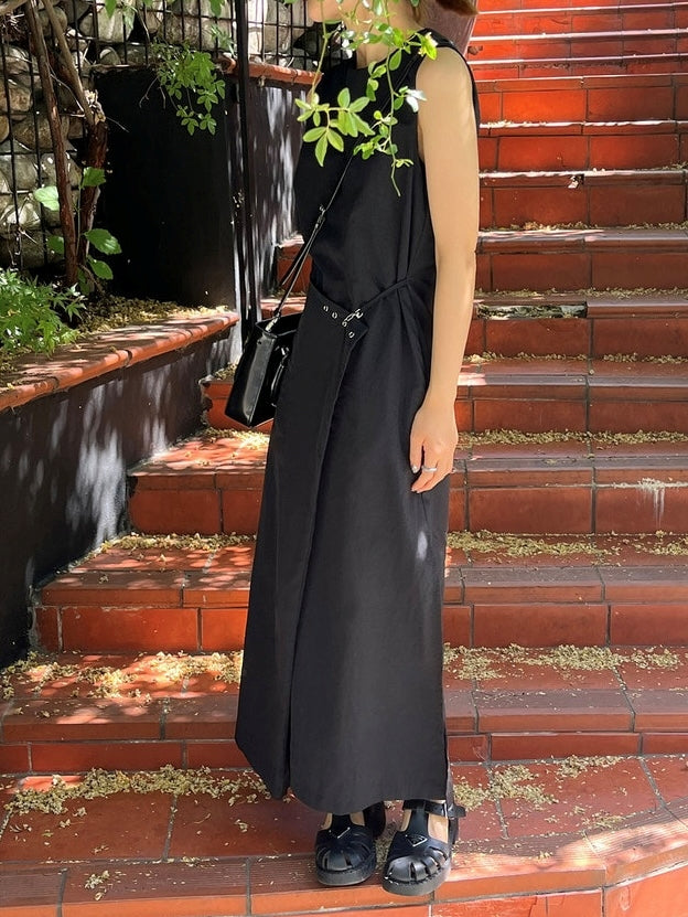 Side Buckle Sleeveless Dress_BDHL7566