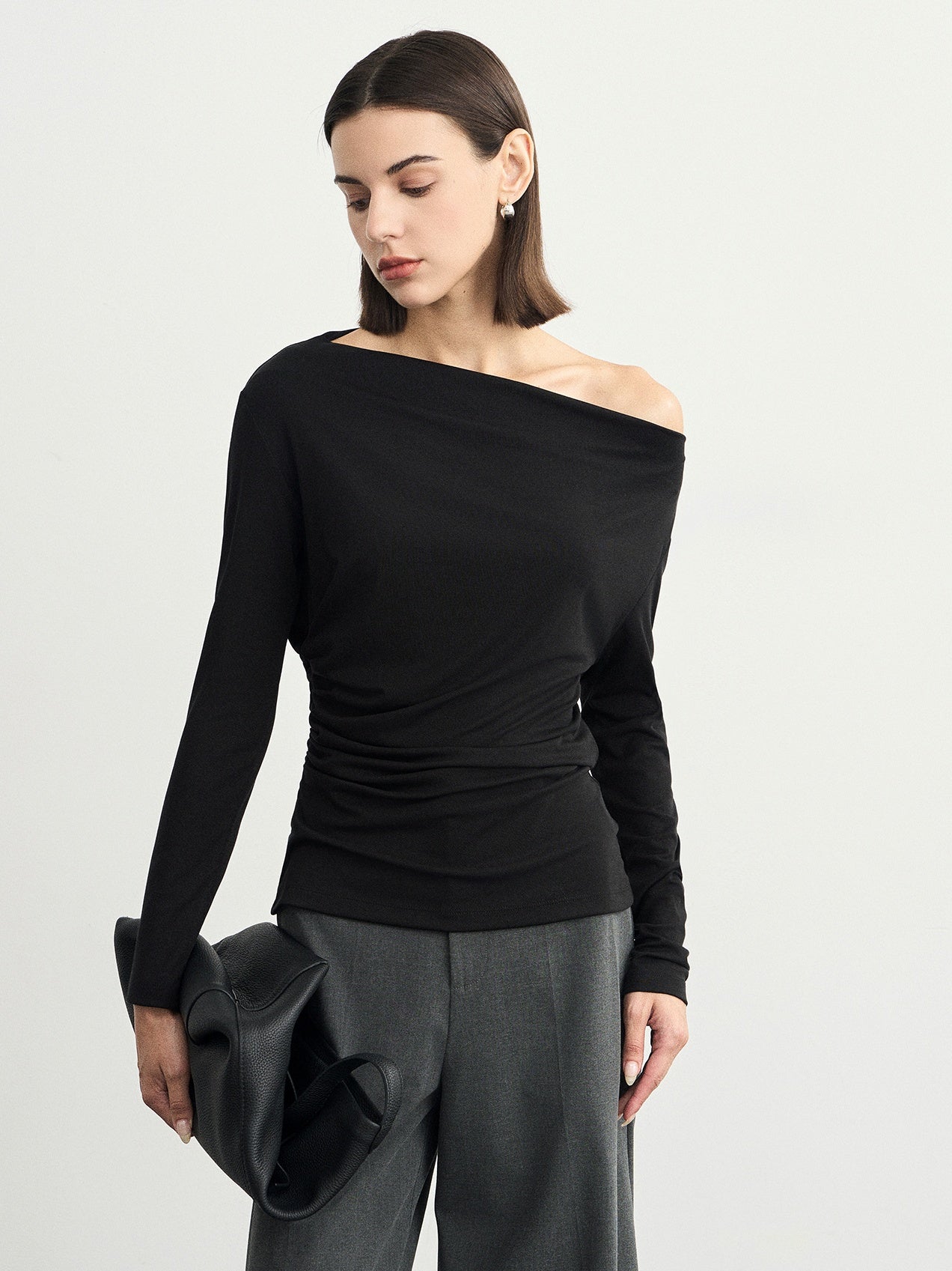 Black One-Shoulder Pleated Tops_BDHL6538