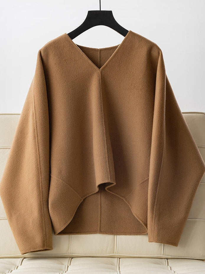 Loose-Fitting V-Neck Sweatshirt_BDHL8042