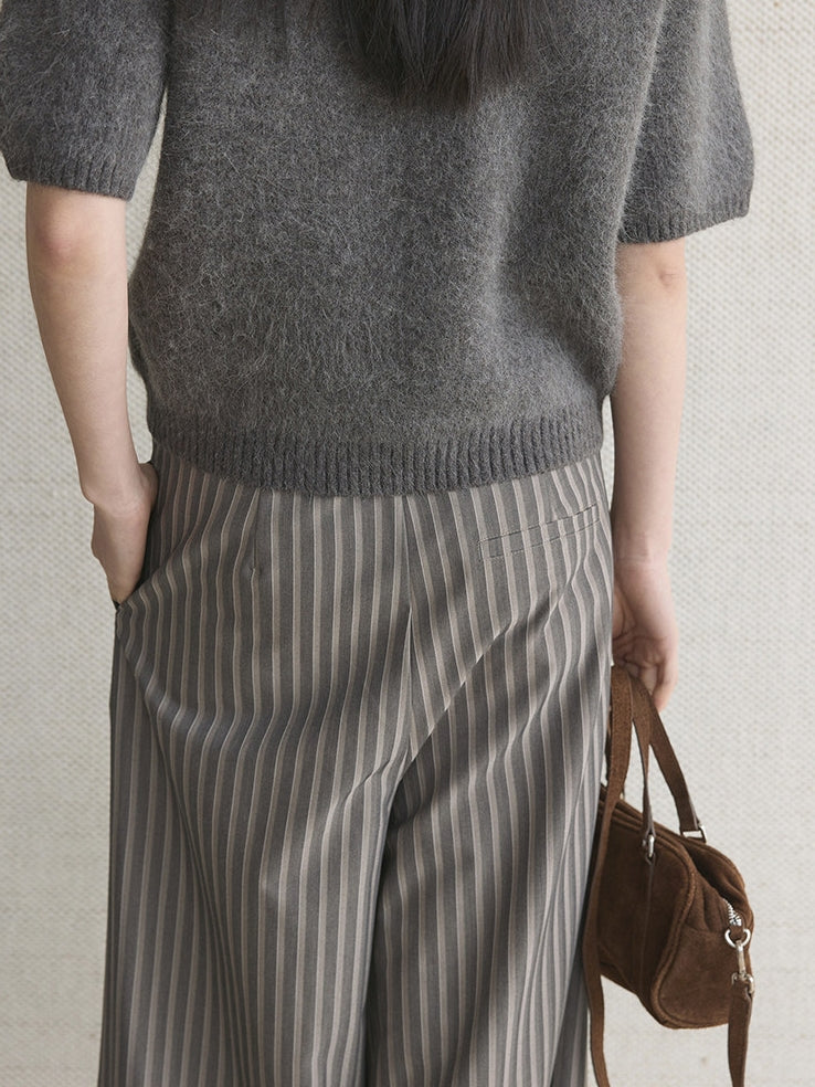 Simple Short-Sleeved Knit Tops_BDHL8149