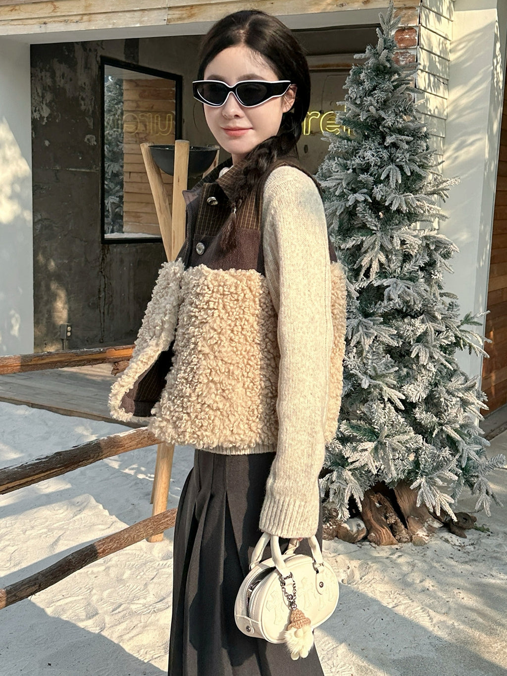 撞色毛絨背心_BDHL8087